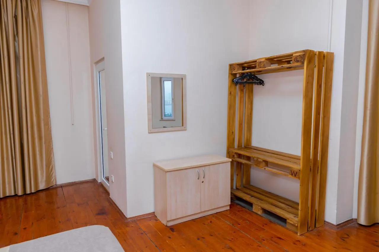 Red Roof Hotel Баку 3*,  Азербайджан